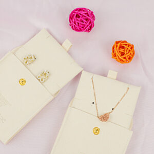 OEM Custom logo printed small Clamshell envelope Flap Velvet Pouch Luxury Suede Necklace Ring Jewelr